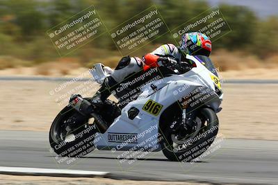 media/May-15-2022-SoCal Trackdays (Sun) [[33a09aef31]]/Turn 7 (1145am)/